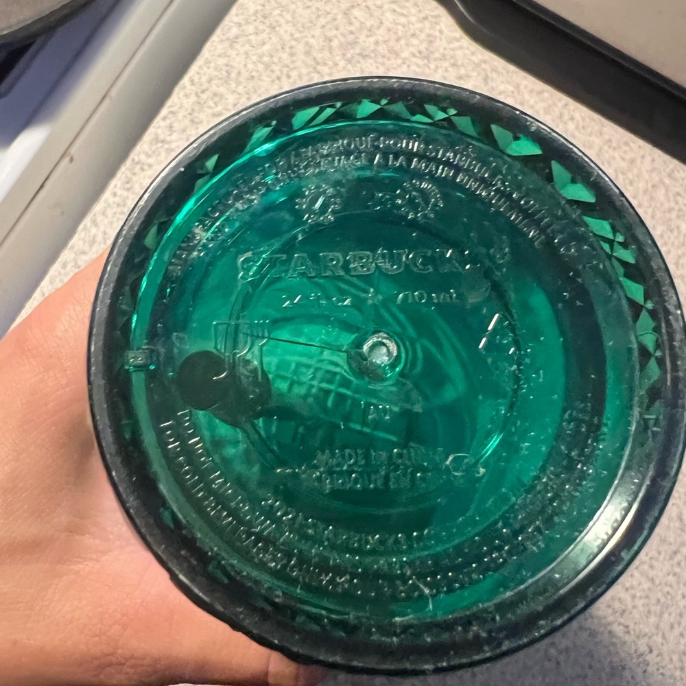 Green Starbucks tumbler 24 oz - Picture 6 of 7